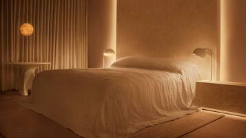 Room, Non Smoking, Balcony | In-room safe, blackout drapes, soundproofing, free WiFi