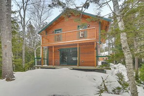 Exterior - Riverfront! All-Season Base 11 Mi to Sugarloaf Mtn (Carrabassett Valley)
