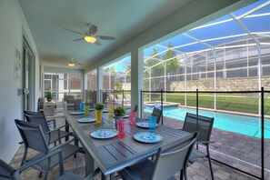 Outdoor dining - Game Room, Theater & Pool! Ultimate Disney Oasis (Davenport)