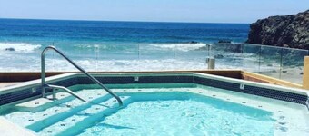 Amazing luxury Ocean Front Condo Rosarito Beach