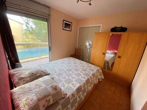 Room - 4-Person Apt, Sea View, with Parking (Argelès-sur-Mer)