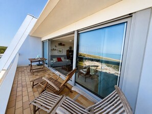 Terrace/patio - Apartment in Saint-Jean-de-Monts Sea View (Saint-Jean-de-Monts)