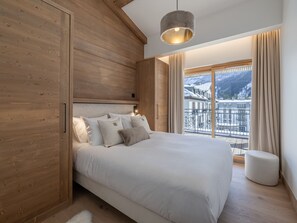 4 bedrooms, free WiFi, bed sheets - Beautiful apartment for 8 in Chamonix, central, parking, wifi (Chamonix-Mont-Blanc)