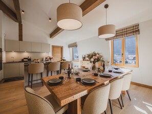 Dining - Beautiful apartment for 8 in Chamonix, central, parking, wifi (Chamonix-Mont-Blanc)