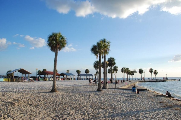 Sun loungers, beach towels