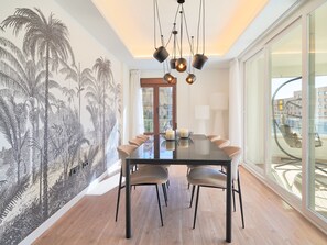 Dining - Central Malaga apartment with terrace and equipped kitchen (Málaga)