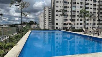 Deluxe-Apartment | Pool