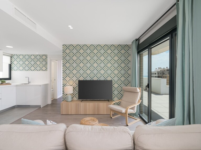Chic 3-bedroom Apartment With Terrace, Wifi, And Parking In Malaga - Málaga