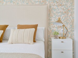 3 bedrooms, free WiFi - Charming 3-Bed Apartment with Pool & Parking in Exclusive Miraflores del Palo, Málaga (Málaga)