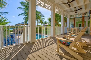 Terrace/patio - Water Views | Private Pool Oasis + Gazebo + Kayaks (Marathon)
