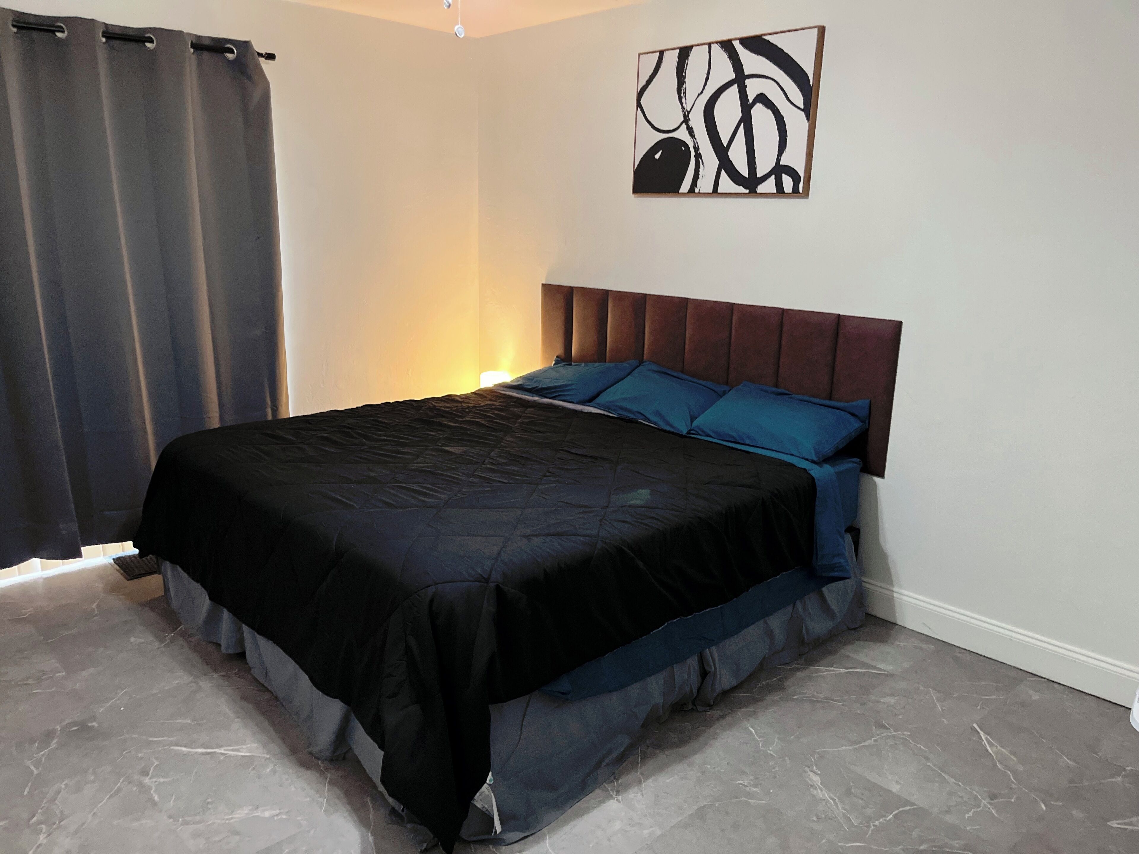 3 bedrooms, iron/ironing board, free WiFi, bed sheets