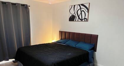 Comfortable 3-BR 2-BH budget-friendly apartment in wonderful Gainesville