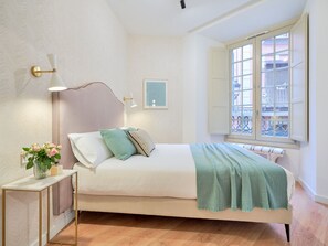 2 bedrooms, Internet - Charming 2-Bedroom Apartment in Central Malaga with Modern Amenities (Málaga)