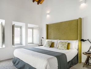 1 bedroom, free WiFi - Atarazanas Loft: Luxurious Loft in Malaga’s Historic Center Near Atarazanas Market (Málaga)