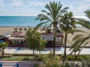 Beach - Bright penthouse in Malaga with parking and air conditioning (Málaga)