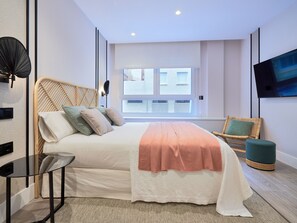 Free WiFi - Comfortable studio in La Malagueta with air conditioning and WiFi, near Malaga port (Málaga)