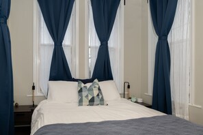 1 bedroom, desk, iron/ironing board, free WiFi