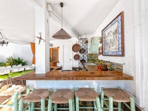 Dining - Luxury villa with pool and garden, 1km from beach - sleeps 12 (Málaga)