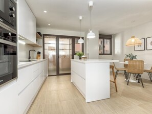 Fridge, microwave, oven, dishwasher