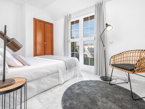 3 bedrooms, Internet - Elegant 3-bedroom penthouse, aircon, WiFi, lively area Málaga (Málaga)