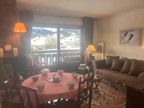 TV, fireplace - 3-room apartment for 6 people in Combloux (Combloux)