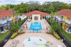 Pool - Peaceful Palms Stay for 6 (Kissimmee)