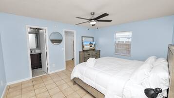 3 bedrooms, iron/ironing board, WiFi, bed sheets