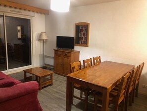 Dining - Duplex 8 pers in Peyragudes, near slopes, parking (Peyragudes)