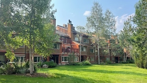Unclassified image, 4 of 18, button - Renovated hotel-style room at Toby Creek (Panorama)