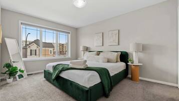 Vauvan matkasänky, Wi-Fi, vuodevaatteet