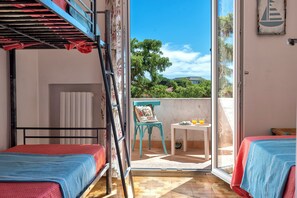 3 bedrooms, iron/ironing board, bed sheets - Villa Asinara, in private residential village by the sea. (Sorso)