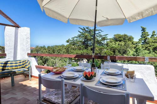 Villa Asinara, in private residential village by the sea.