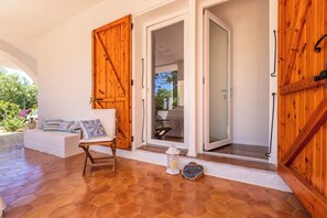 Interior - Villa Asinara, in private residential village by the sea. (Sorso)