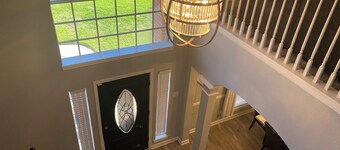 "33 Min to Downtown Houston: Spacious Serenity Retreat In  Baytown"