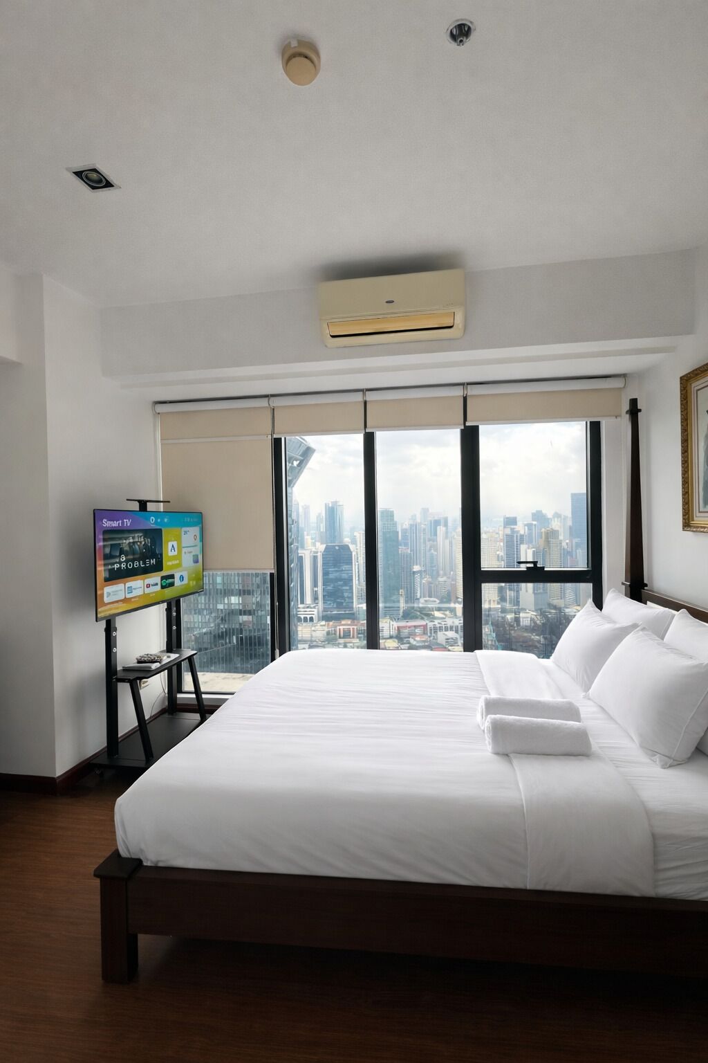 Căn hộ Deluxe, 1 phòng ngủ, quang cảnh thành phố | Bộ trải giường bằng vải cotton Ai Cập, bộ đồ giường cao cấp 