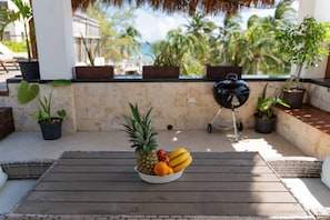 Outdoor dining - Ocean View Penthouse in the Main Center (Playa del Carmen)