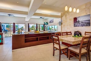 Dining - Ocean View Penthouse in the Main Center (Playa del Carmen)