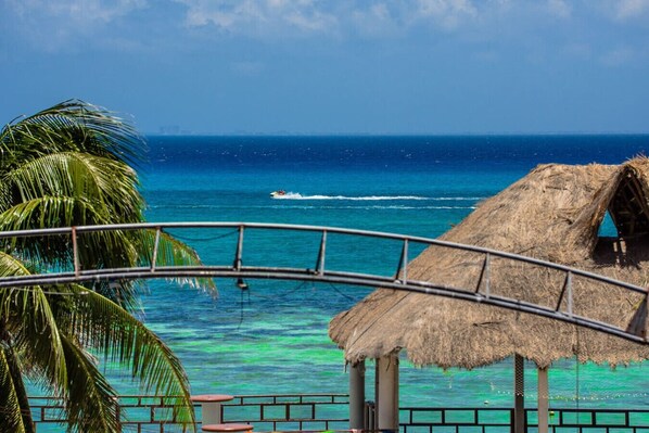 Beach nearby - Ocean View Penthouse in the Main Center (Playa del Carmen)