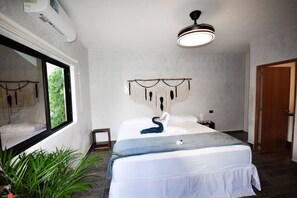 Desk, iron/ironing board, travel cot, WiFi - Gran Palapa house  private pool and cenote access (Playa del Carmen)