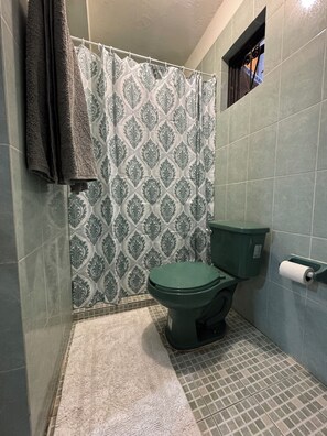 Hair dryer, towels, soap, toilet paper - Minimalist loft 3 blocks from the Zocalo (Oaxaca de Juárez)