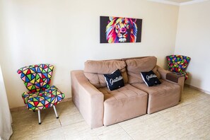 House | 2 bedrooms - Casa com Piscina e Churrasqueira no Cond Vivamar (Cabo Frio)