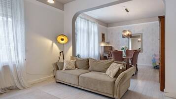 Televisión y estéreo