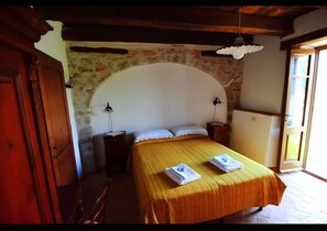 Bügeleisen/Bügelbrett, WLAN, Bettwäsche