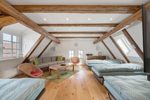 1 chambre, fer et planche à repasser, Wi-Fi, draps fournis