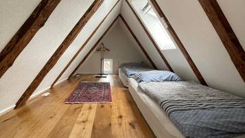 Fer et planche Ă repasser, Wi-Fi, draps fournis