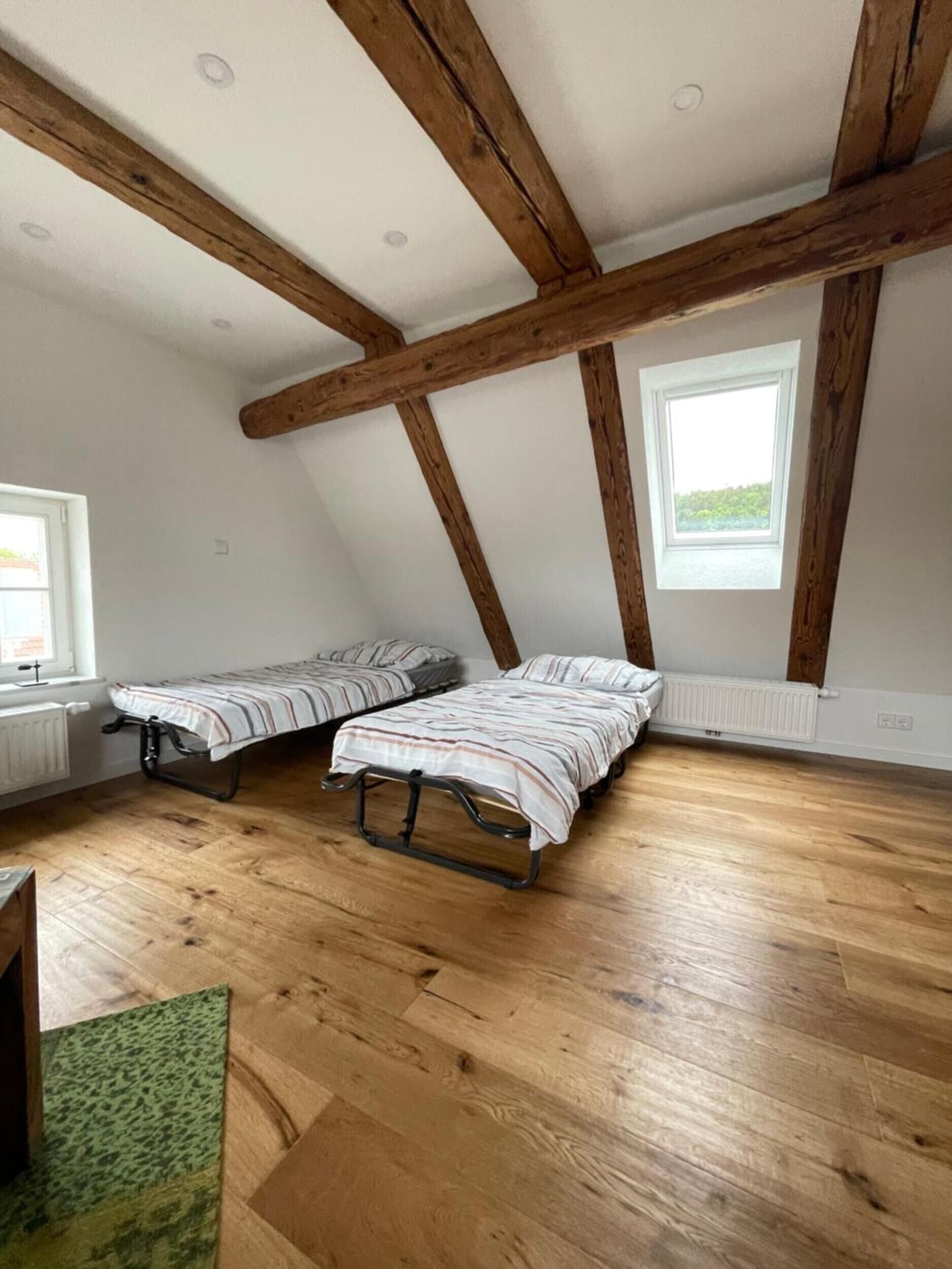 Fer et planche à repasser, Wi-Fi, draps fournis