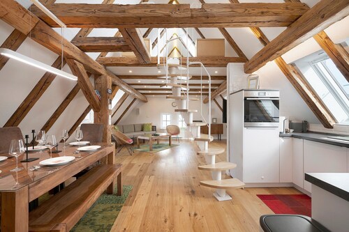 Holiday Home 'Historische Unterkunft 1 Und 2' with Wi-Fi