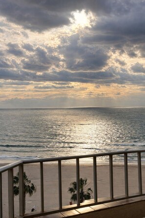 Beach - SOTAVENTO Apartment by Cadiz4Rentals (Cádiz)