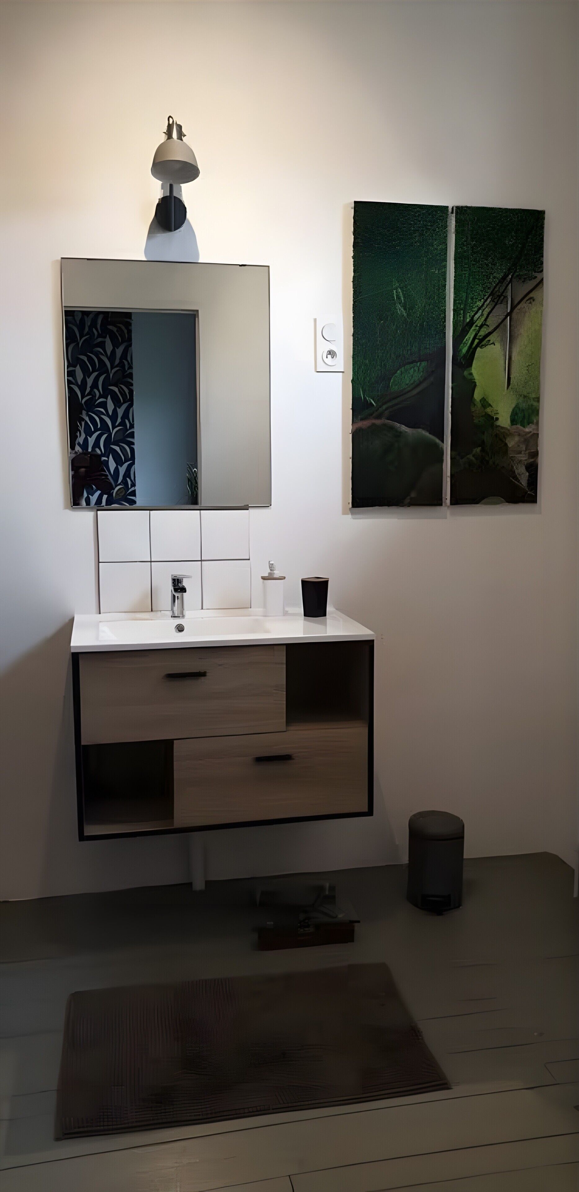 Een douche, een haardroger, handdoeken