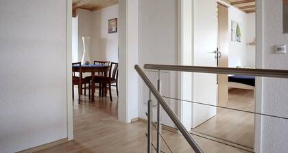 Apartment „Morgenrot“ mit privater Terrasse und WLAN